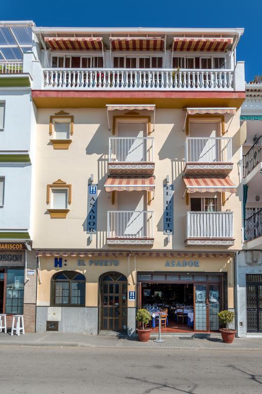 Hostal El Puerto Калета Де Велес Екстериор снимка